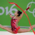 트월킹 춤추는 손연재 <b>gif</b>