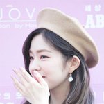 베레모까지 찰떡같이 <b>소화</b>한 여돌