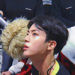 [방탄소년단] 와씨;;;;; 진짜 김석진 실물로 보면 <b>이럼</b>???????