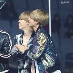 [방탄소년단] 얘네 <b>샴쌍둥이</b>인줄ㅋㅋㅋㅋㅋㅋㅋㅋ