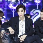 [EXO] <b>미래</b> 내딸 아빠임