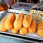 [개깊은빡침] 강남역에서 <b>핫도그</b> 하나 사먹으려다 상처만 받았네요