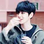 [EXO] 촐싹거리는 백현이 <b>구박</b>해서 울리고 안아주기 vs