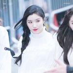 윰댕 김이브 톡선<b>차지</b>좀;;