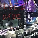 [EXO] 썩<b>뮤때</b> 얘들 찍은건데 백현 어깨보셈