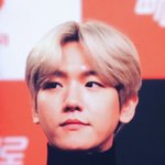 [백현] 백현이 좀 <b>통통</b>해졌어