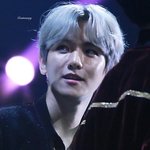 [백현] 마마 백현이 <b>신전</b>에 사는 '갓'그 자체잖아!
