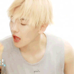 [백현] <b>피자</b> 앙 ~~×