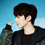 라이관린 <b>옆태</b> 오진다
