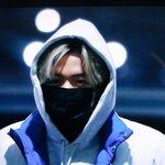 [EXO] 이거 <b>곰돌이</b>귀인줄..