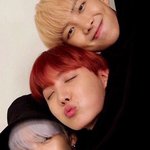 [방탄소년단] 솔직히 양<b>날개</b>