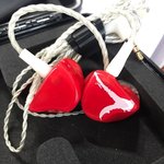 [방탄소년단] 태형이 새 인이어 생겼네^ㅁ^