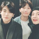 뷔 <b>의외</b>의 인맥이다