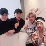 [EXO] <b>와나</b>__ 개놀랬다 옆에 일반인인줄ㅋㅋㅋㅋㅋㅋㅋㅋ