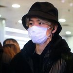 [백현] 백현이 출국 <b>플뷰</b> 더 봐
