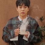 [EXO] 야 근데 저 사진으로 포스터 뜨면