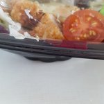 [드루와] 샐러드 포장에 <b>채소</b> 꼈닼ㅋㅋㅋㅋ