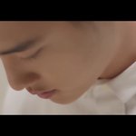 [EXO] <b>와중</b>에 경수 눈썹 삐죽삐죽
