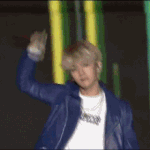 [EXO] 다음 중 변백현의 레<b>전설</b> 짤은?