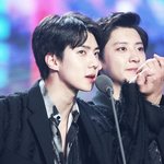 [EXO] <b>청소</b>중...