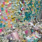 <b>sm</b>건물에 종현 추모..