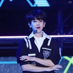 [EXO] 이 <b>날</b> 백현 파워직캠 <b>몇</b>번을 돌려봤는지 후