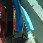 [댓글부탁해] 누군가 차아래 식칼을 넣어놨습니다