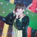 [박우진] 우진이 오늘 스ㅍㅔ셜무대 기대된당❤️
