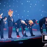 [EXO] 이사진 넘 귀얍지않냐 김종인 <b>눈치</b>게임 실패