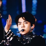 [EXO] 콧대 그림자 뙇 생기는거 개신기하다