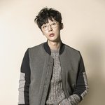느낌있는 <b>팔색조</b> 매력남 신현수 !