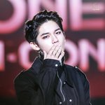 와 <b>옹성우</b> 이 사진 ㄷㅂ