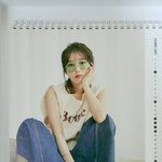 결국 일시품절 된 아이유 시즌그리팅.jpg