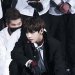 [방탄소년단] ㅇㅌ에서 봤는데 <b>세계미남</b>1위 한거