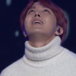 [방탄소년단] 보다가 홀려서 <b>캡쳐</b>한 호비.. 그대는 엔젤..?