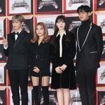 <b>예린</b> 피부 엄청하얗네ㄷㄷ