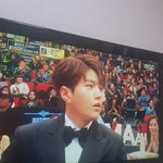 시작할때 장막걷혀지며 멤버들 <b>나올</b>때 그 두근거림을 오랜만에 느꼈엉ㅠㅠ