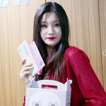 얘 몇살같아보여??? (연예인)