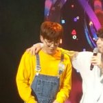 [인피니트] 노랑 맬빵에 안경 실화냐<b>아아</b>ㅠㅠ