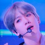 [EXO] 미친냔아 미남테라피해서 병 고쳐라 쟤 <b>애미</b>는 무슨 죄?