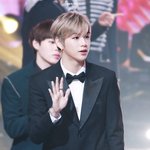 [강다니엘] 가만보면 강다니엘 <b>귀티</b>쩌는듯 +추가