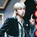 [백현] 큥 <b>셔츠</b> 자켓 오졋따리
