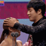 <b>생방</b>에서 박나래 이마에 뽀뽀하는 기안84ㅋㅋㅋㅋㅋㅋ