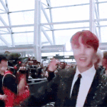 [방탄소년단] 아까 <b>호석</b>이 사진 찾던 타팬분........