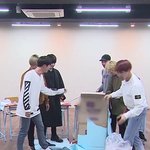 [방탄소년단] 앞으로 <b>호도</b>기 도토리주머니 차고 오는날