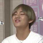 [방탄소년단] 태태의 <b>앞니</b>자랑 ><