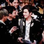 [EXO] 이 사진 떴을 때 이미 백현이 <b>난리</b>였잖음