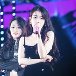 [아이유] 아이유 점점 <b>아우라</b>가 생기는것같다