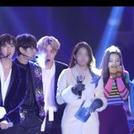 [댓글부탁해] 뷔의 조이 사랑 <b>feat</b>.수영이