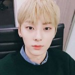 얘들아 <b>황민현</b> 닮은 꼴